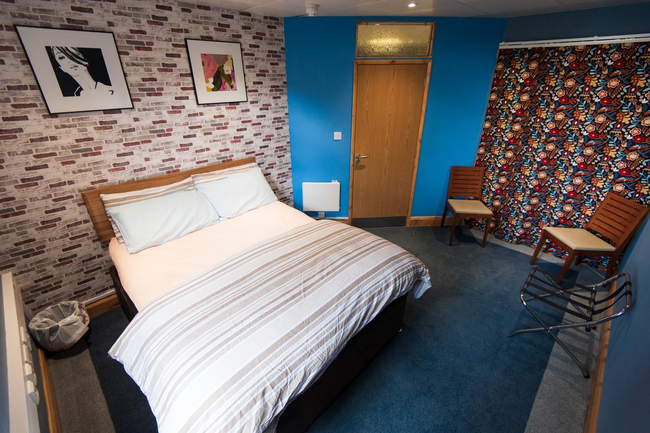 Russell Scott Backpackers Hostel Leeds  Buitenkant foto