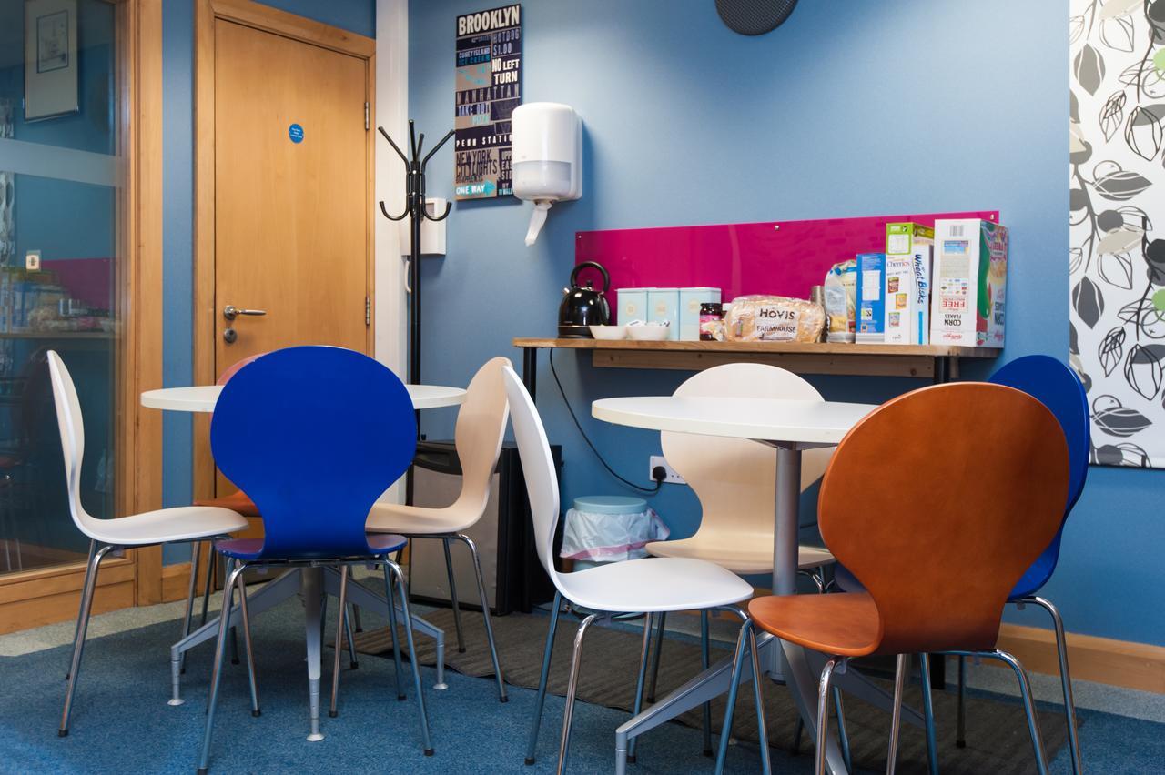 Russell Scott Backpackers Hostel Leeds  Buitenkant foto