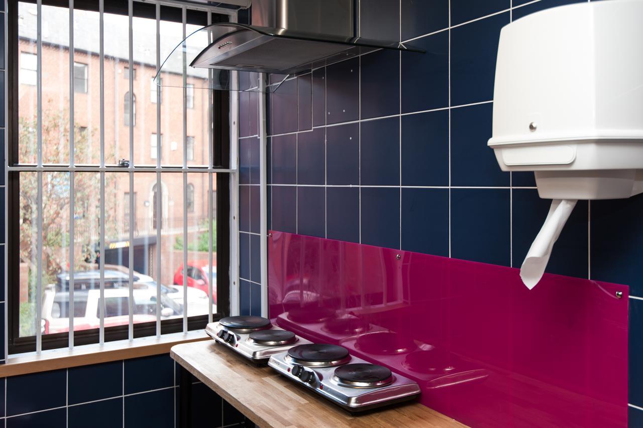 Russell Scott Backpackers Hostel Leeds  Buitenkant foto