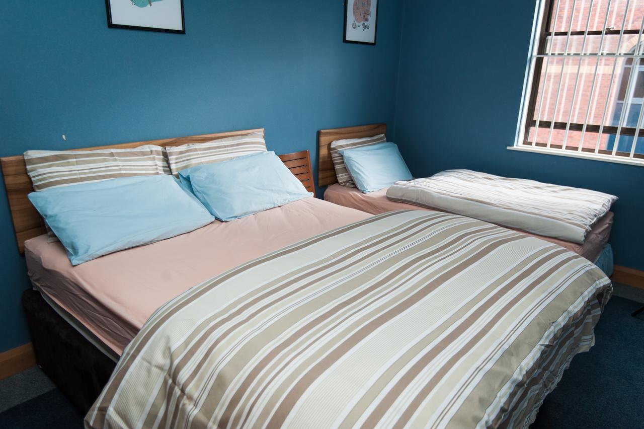 Russell Scott Backpackers Hostel Leeds  Buitenkant foto