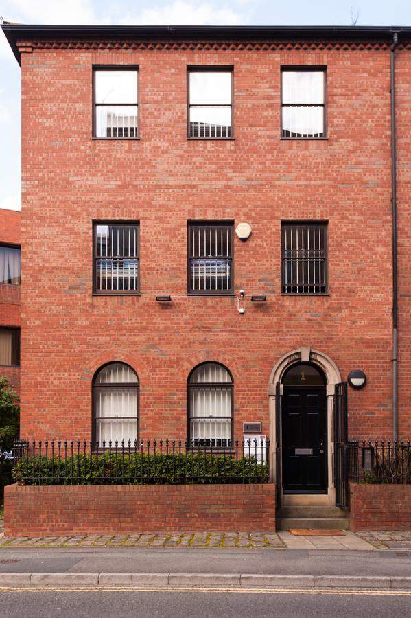 Russell Scott Backpackers Hostel Leeds  Buitenkant foto