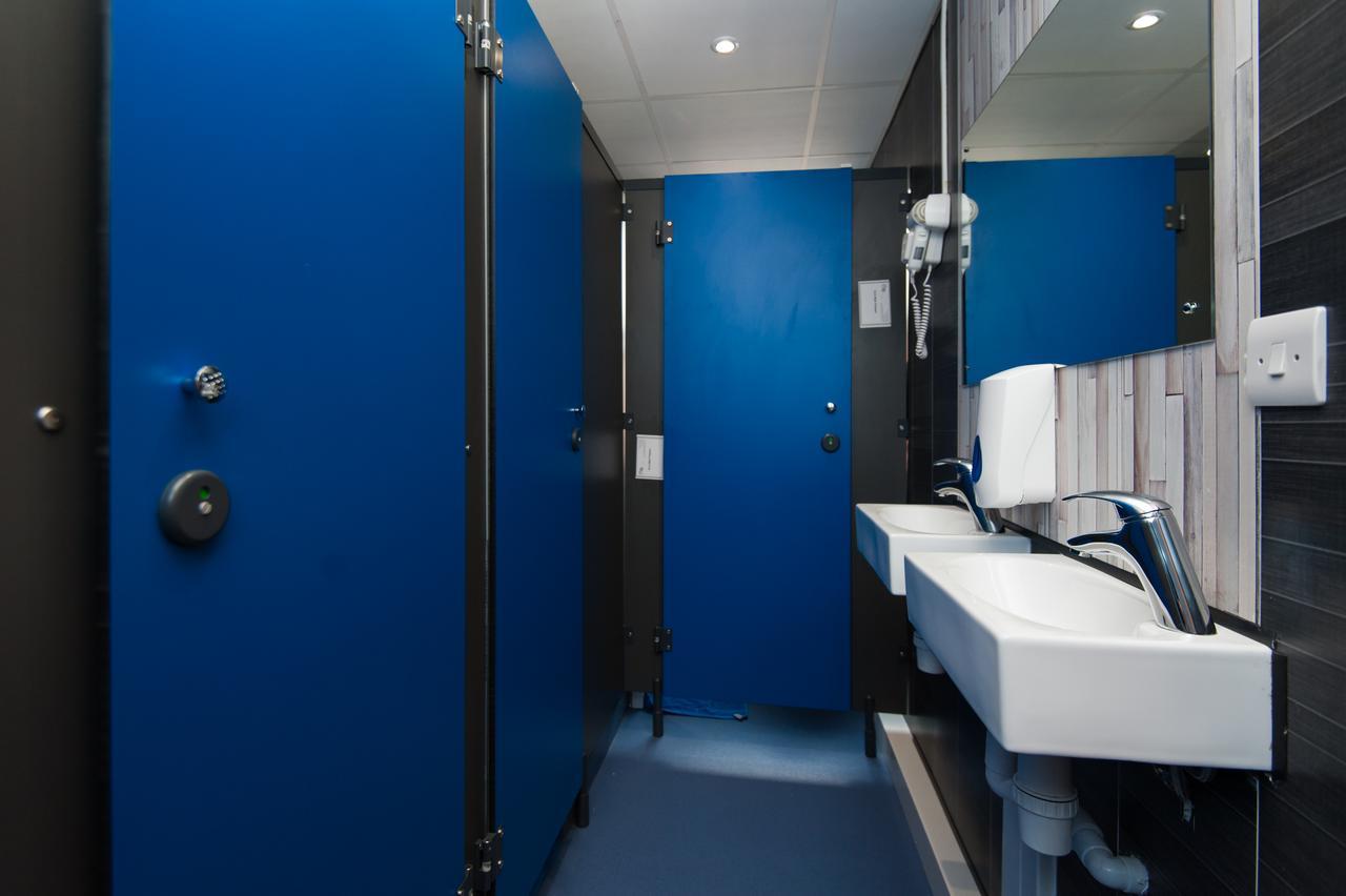 Russell Scott Backpackers Hostel Leeds  Buitenkant foto