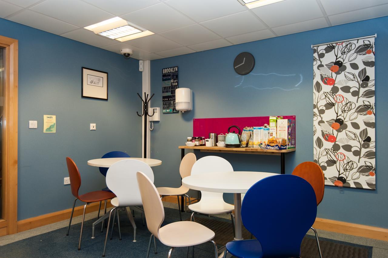 Russell Scott Backpackers Hostel Leeds  Buitenkant foto