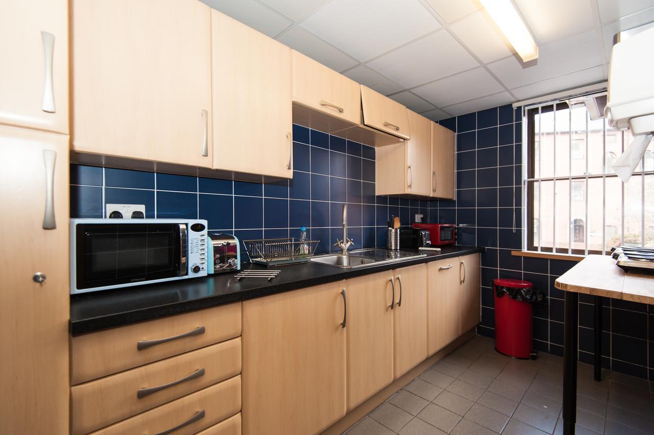 Russell Scott Backpackers Hostel Leeds  Buitenkant foto